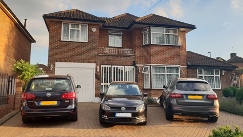 One-storey-5-Bedroom-House--Oakwood-Enfield-1